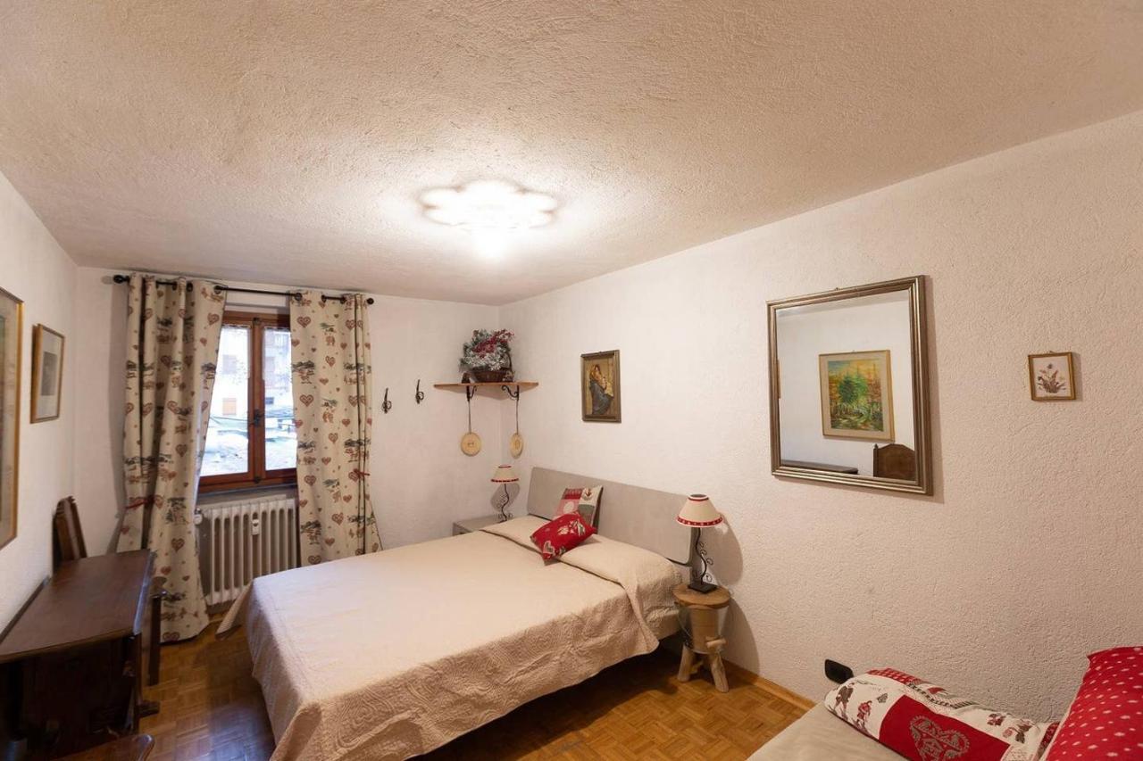 Joivy Flat For 6, In The Historic Town Pre-Saint-Didier Leilighet Eksteriør bilde